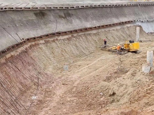 碑林基坑边坡加固